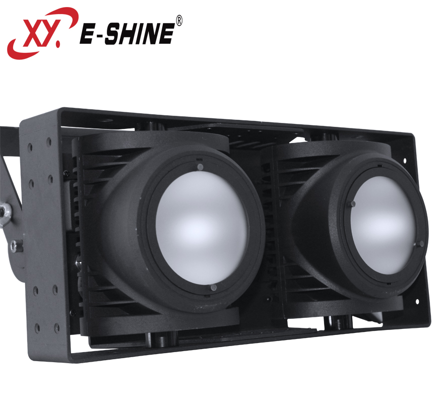 XY-LED  2100GF两眼防水观众灯